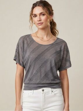 AB Studio Short Sleeve Size Medium